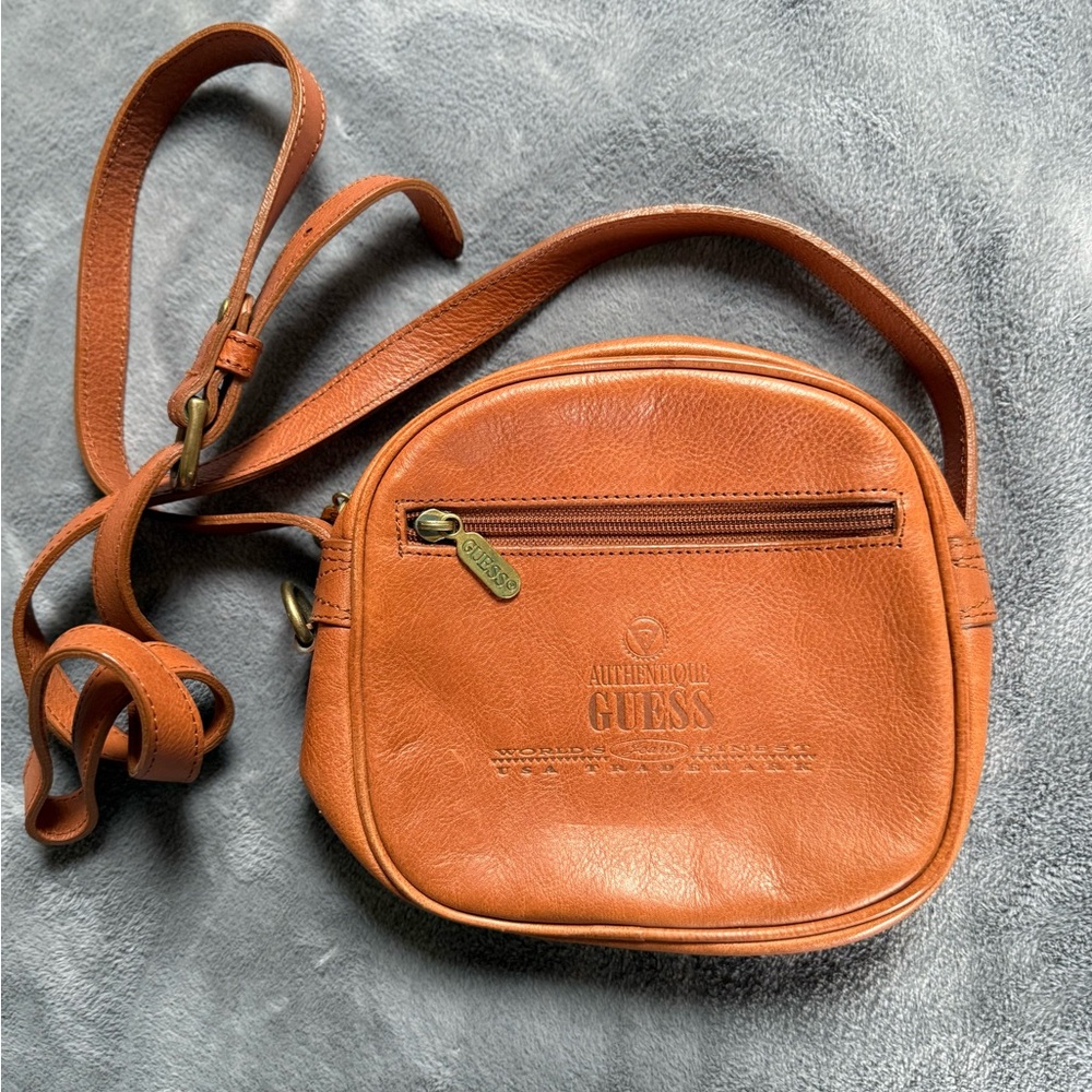 Vintage Guess leather small crossbody purse